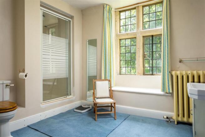 80 - Bagendon Manor - GL7 7DU - Full.jpg