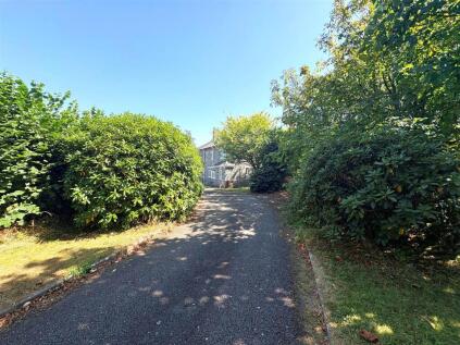 Ugborough, Ivybridge