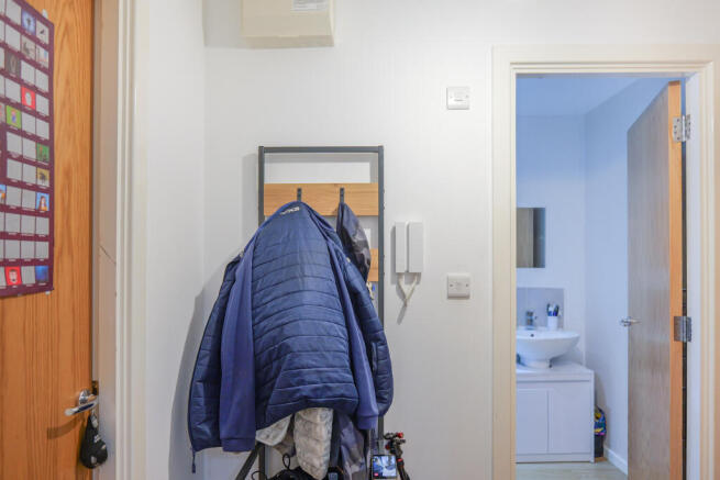 1 bed Flat for sale Image 11