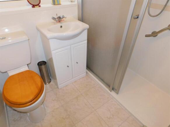 Shower Room 3