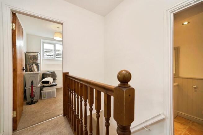 2 bed Terraced for sale Image 8