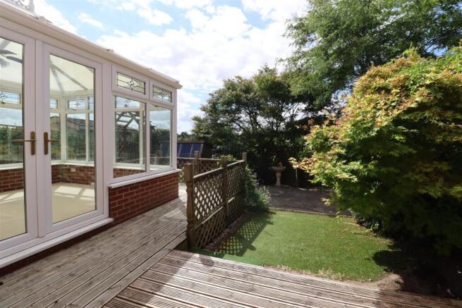 4 bed Detached for sale Image 10