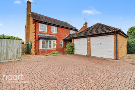 Cresmedow Way, Elmswell, Bury St Edmunds