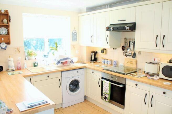 Photo 11