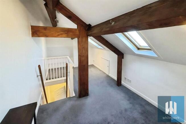 2 bed Terraced to rent Image 5