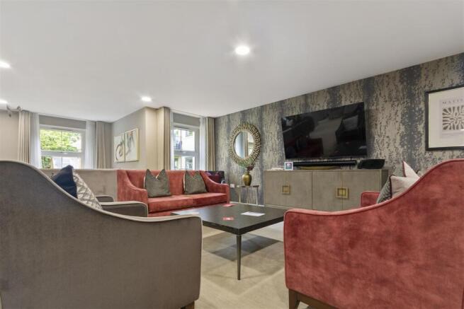 2 bed Apartment for sale Image 4