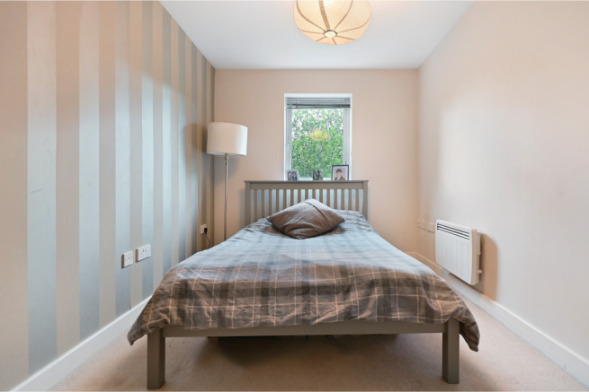 2 bed Apartment for sale Image 8