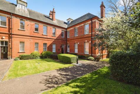 Bartholomew House, Richmond Drive, Woodford Green, IG8