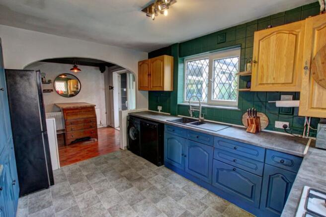3 bed Semi-Detached for sale Image 5