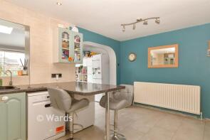 39, Cliff View Gardens, Sheerness ME12 4NH