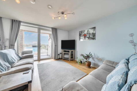 Isambard Court, Brentford, London, TW8