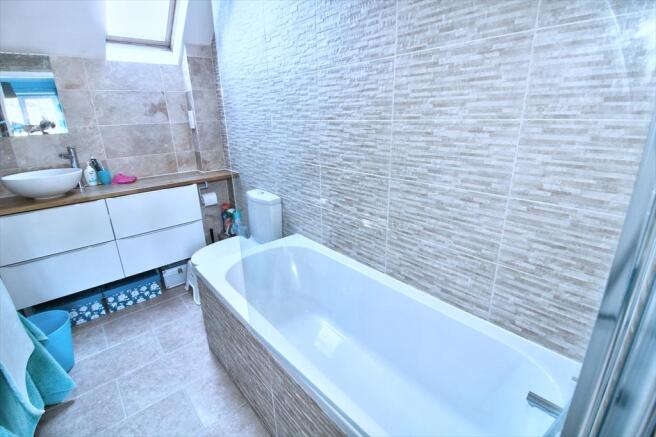 Vermont bed ensuite