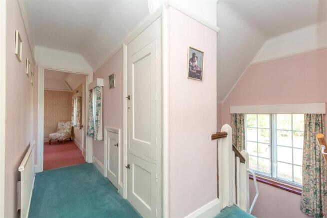6 Southdown Avenue56.jpg
