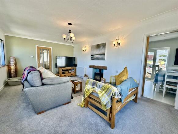 Living Room_.jpg