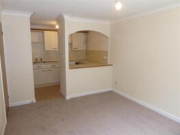 4, Rena Hobson Court, Tiverton EX16 4QA