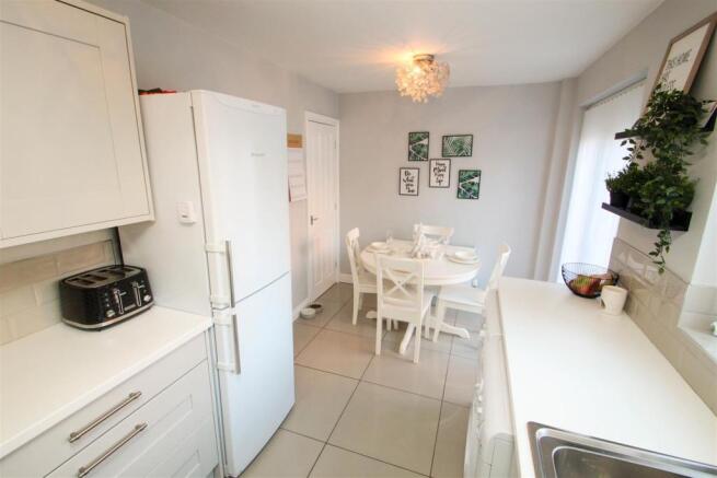 Fitted Kitchen