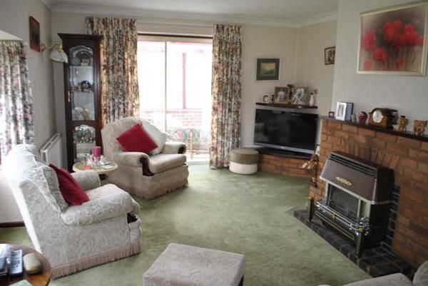 18 Park Road sitting