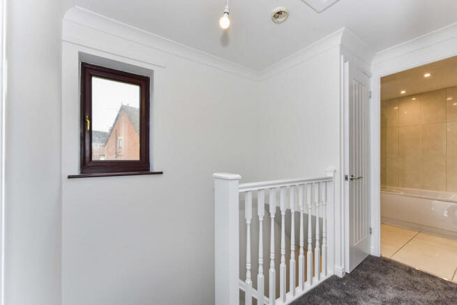 3 bed Semi-Detached for sale Image 11