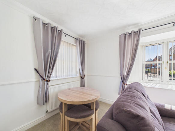 2 bed Bungalow for sale Image 5
