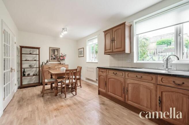Kitchen/ Dining Room