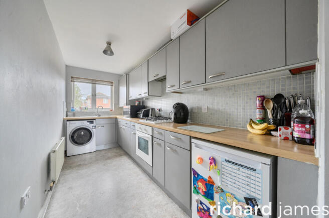 aae36b824782409a9d057c5b8dbf0ca5