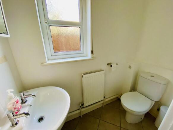 downstairs loo meadowbrook 