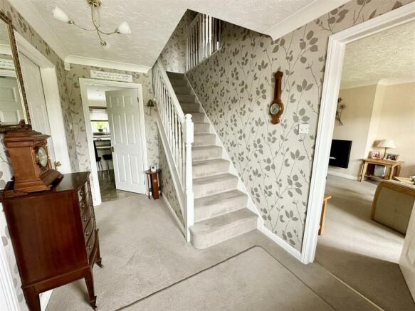 entrance hall.JPEG
