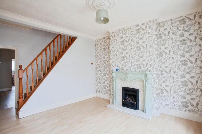 3 bed Terraced for sale Image 6