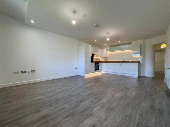 For Sale, Buy - 2 bedroom in Harlow, CM20 - Maxell