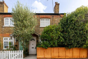 29, Sandpits Road, Richmond TW10 7DU
