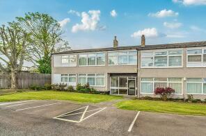 9, Cedar Mount, Mottingham, London SE9 4RU