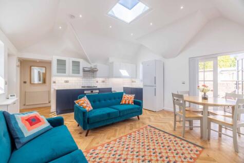 Fulmer Road, Fulmer, SL3