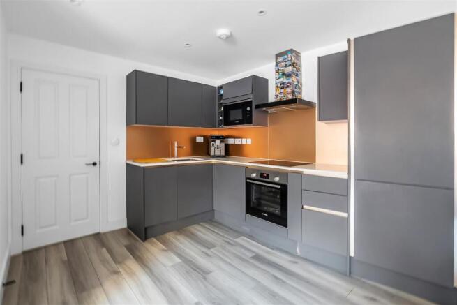 Flat-2-Kelsey-Apartments-12.jpg