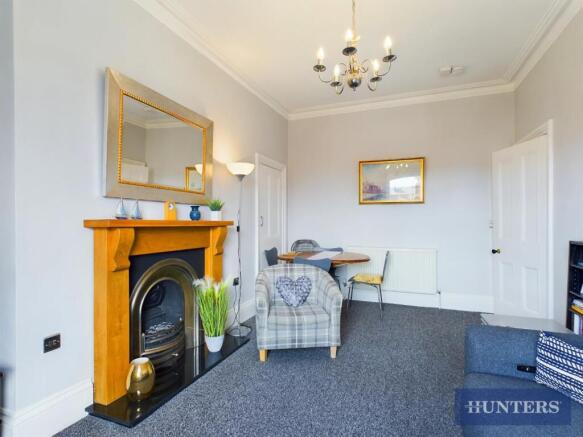 3 bed Triplex to rent Image 10