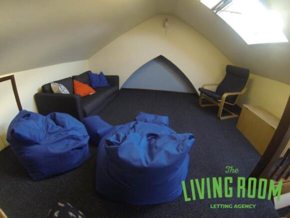 Lounge 2