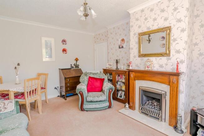 Rutland Road, Cannock, WS122EQ-13.jpg