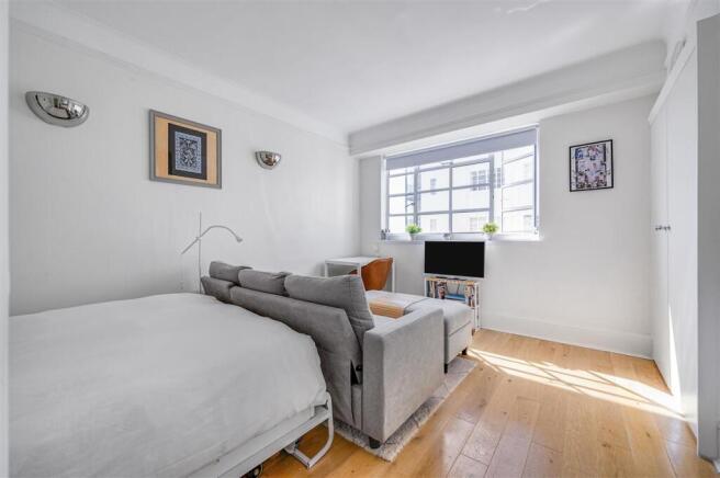 Self-Contained Flat