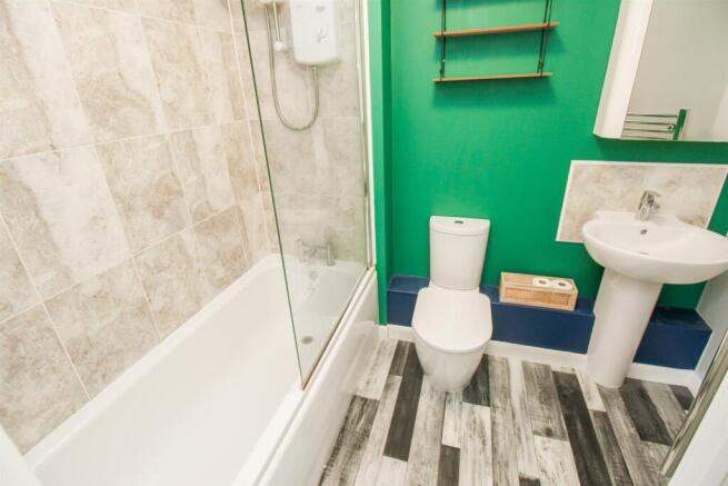 1 bed Flat for sale Image 8