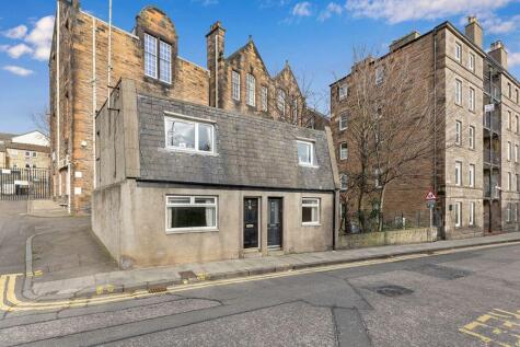 10B, Brand Place, Edinburgh, EH8 8EF