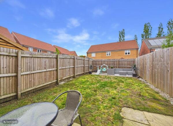 3 bed Semi-Detached for sale Image 12