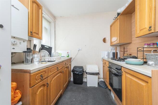 4 bed Terraced for sale Image 11