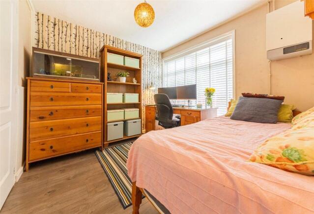 Bed4/Dining/Study