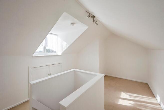 2 bed Terraced for sale Image 11