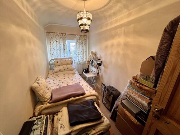 BEDROOM 2 FRONT