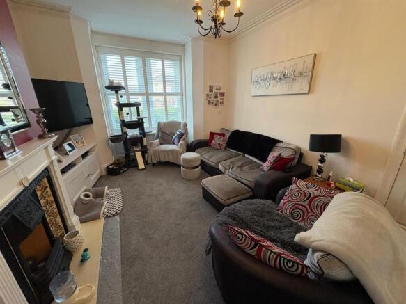4 bed Terraced for sale Image 5
