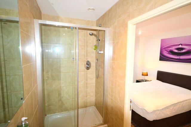 2 bed Apartment to rent Image 7