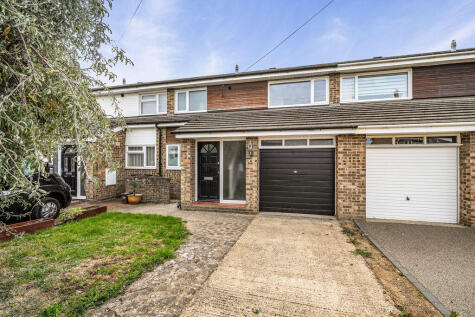 Maple Close, Biggleswade, SG18