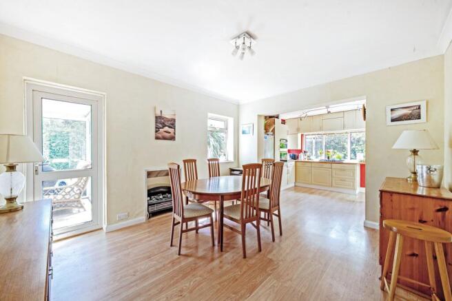 Kitchen / Dining Room