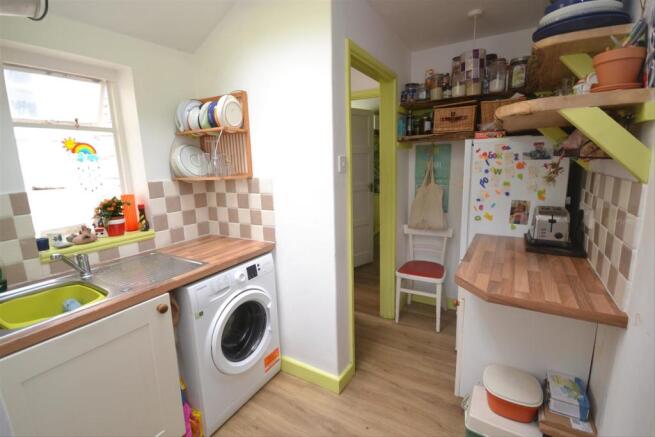 Kitchen 1 (85).jpg