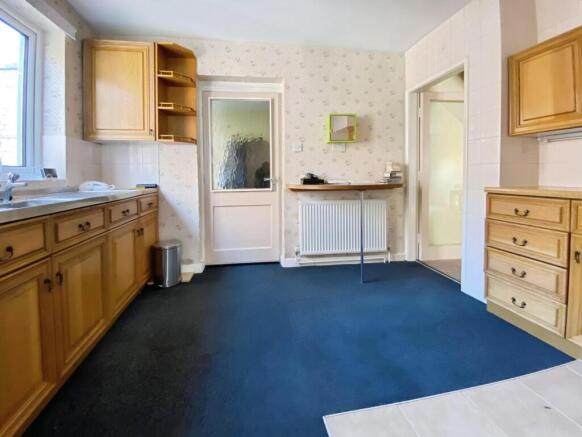 3 bed Detached for sale Image 4